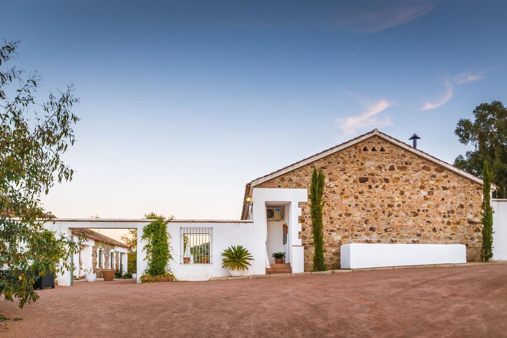 Balneario Aguas De Villaharta Εξωτερικό φωτογραφία